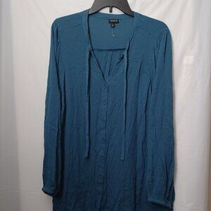 TORRID GAUZE FRONT TIE BUTTON DOWN BLOUSE